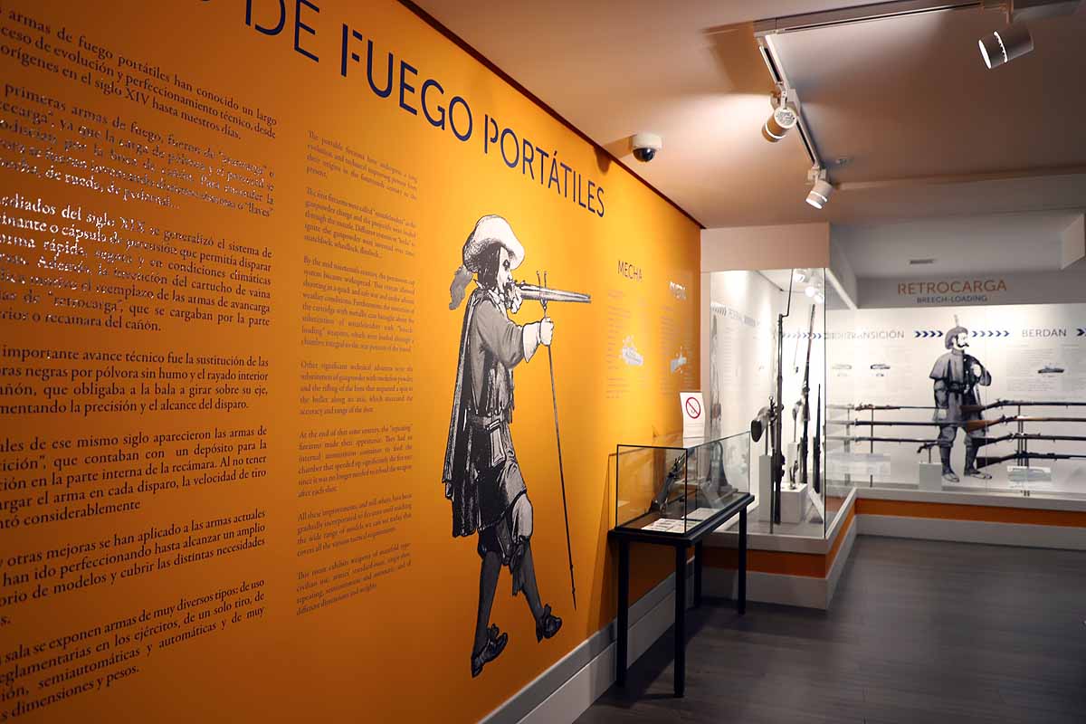 Fotos: El Museo Militar de Burgos, mucho más que una exposición