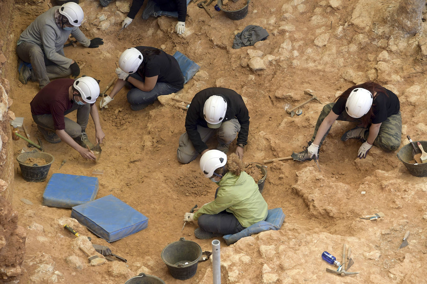 Fotos: Arranca la campaña de excavaciones en los yacimientos de Atapuerca