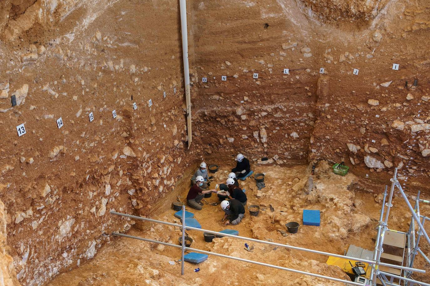 Fotos: Arranca la campaña de excavaciones en los yacimientos de Atapuerca