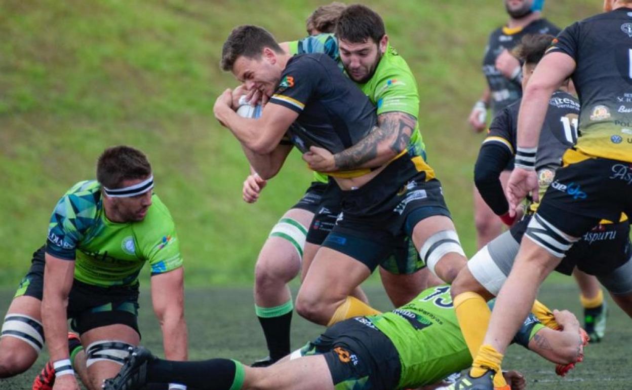 Gert, en una jugada la temporada pasada. 