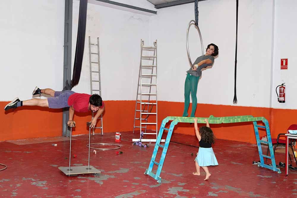 Fotos: Jugando al circo, la nueva escuela de circo de Burgos