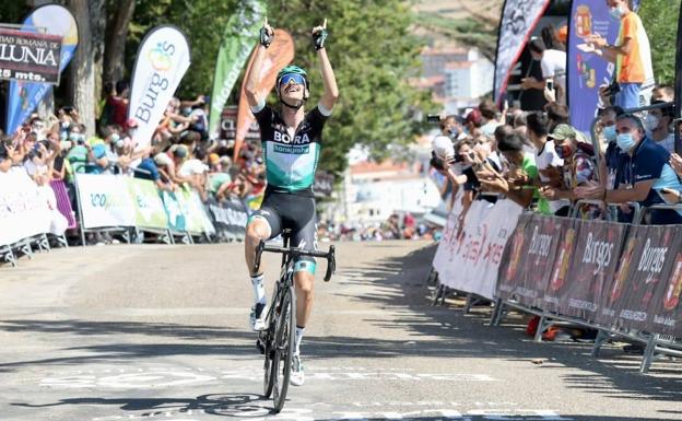 Felix Grossschartner (Bora), ganador de la primera etapa de la Vuelta a Burgos