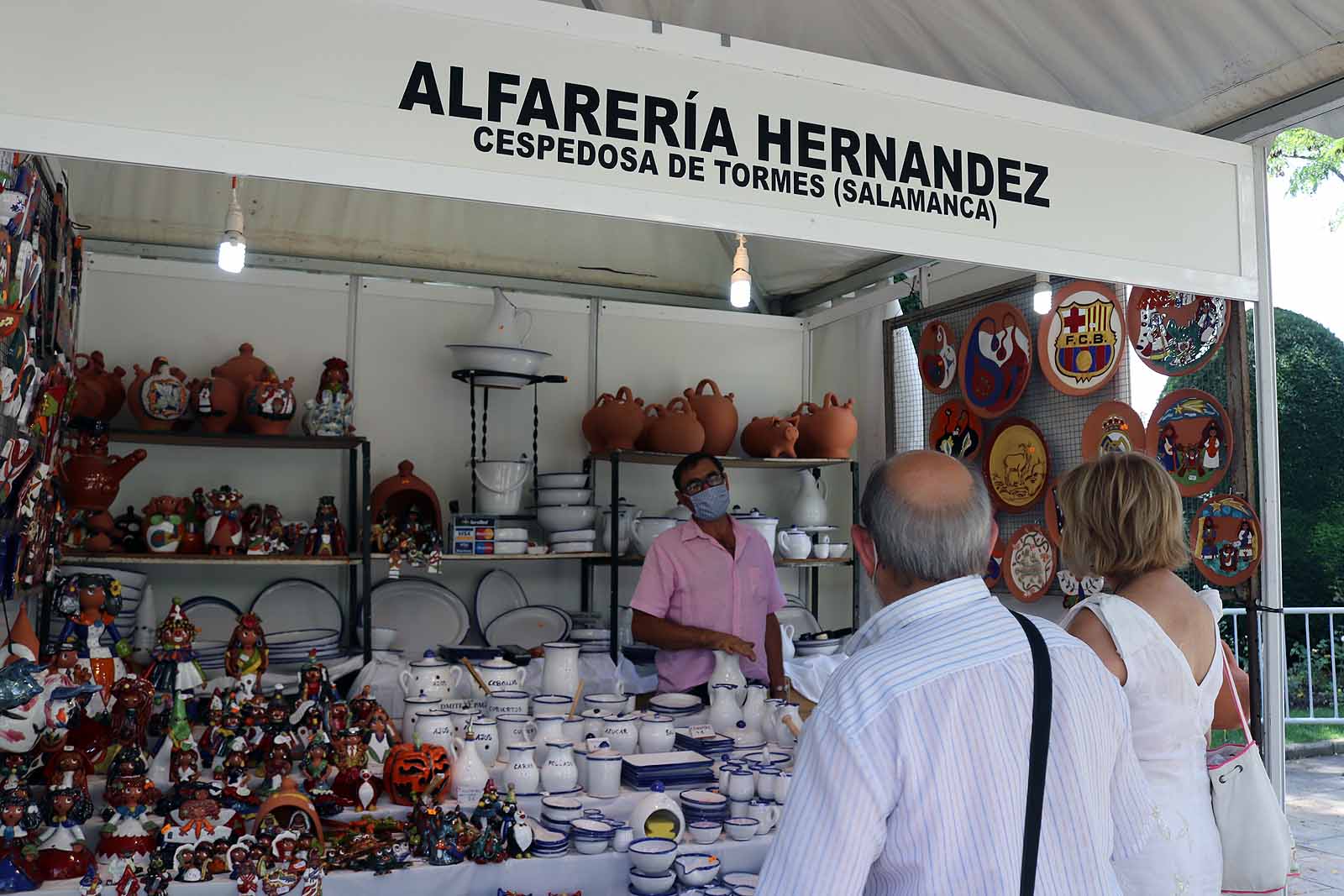 Fotos: Arranca en Burgos la primera feria de cerámica en España post confinamiento