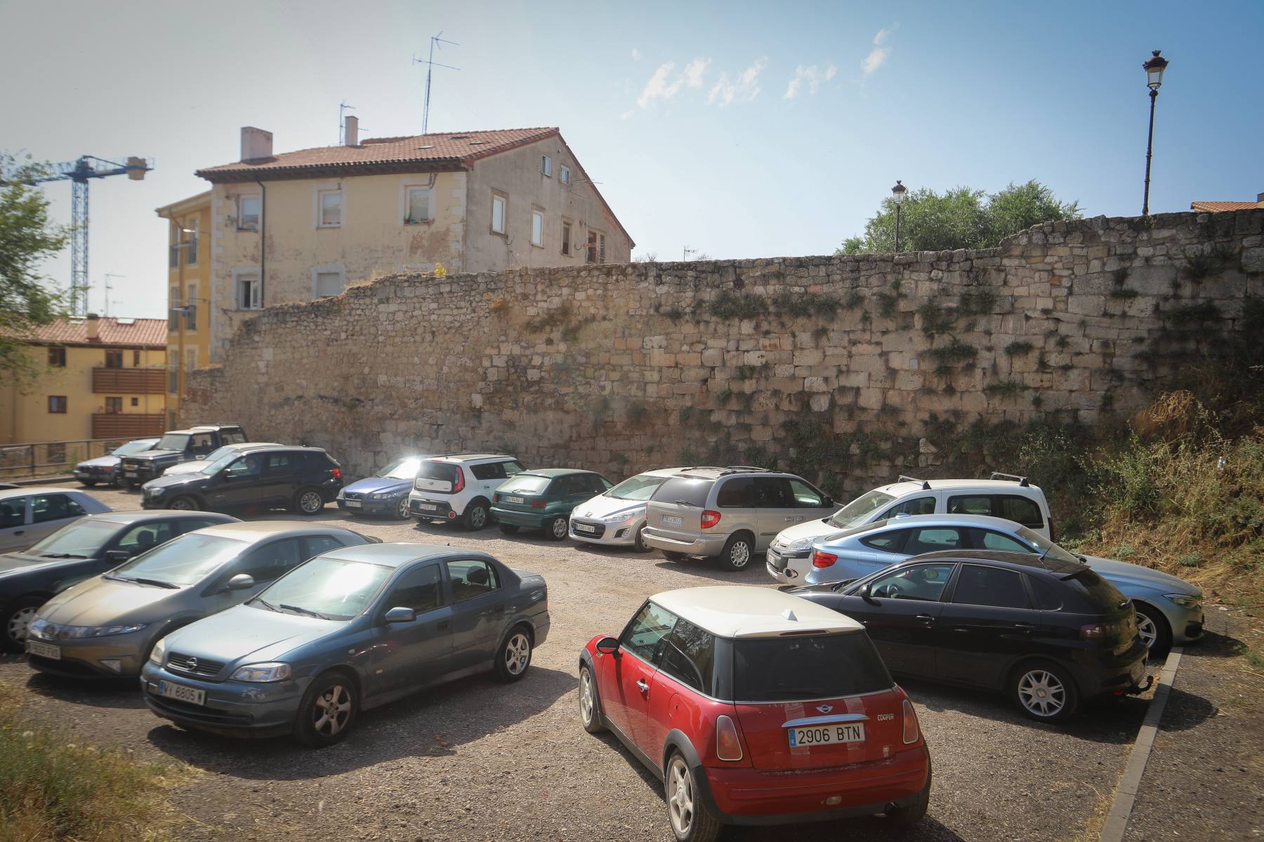 Casi la mitad de las antiguas murallas de la ciudad siguen en pie. 