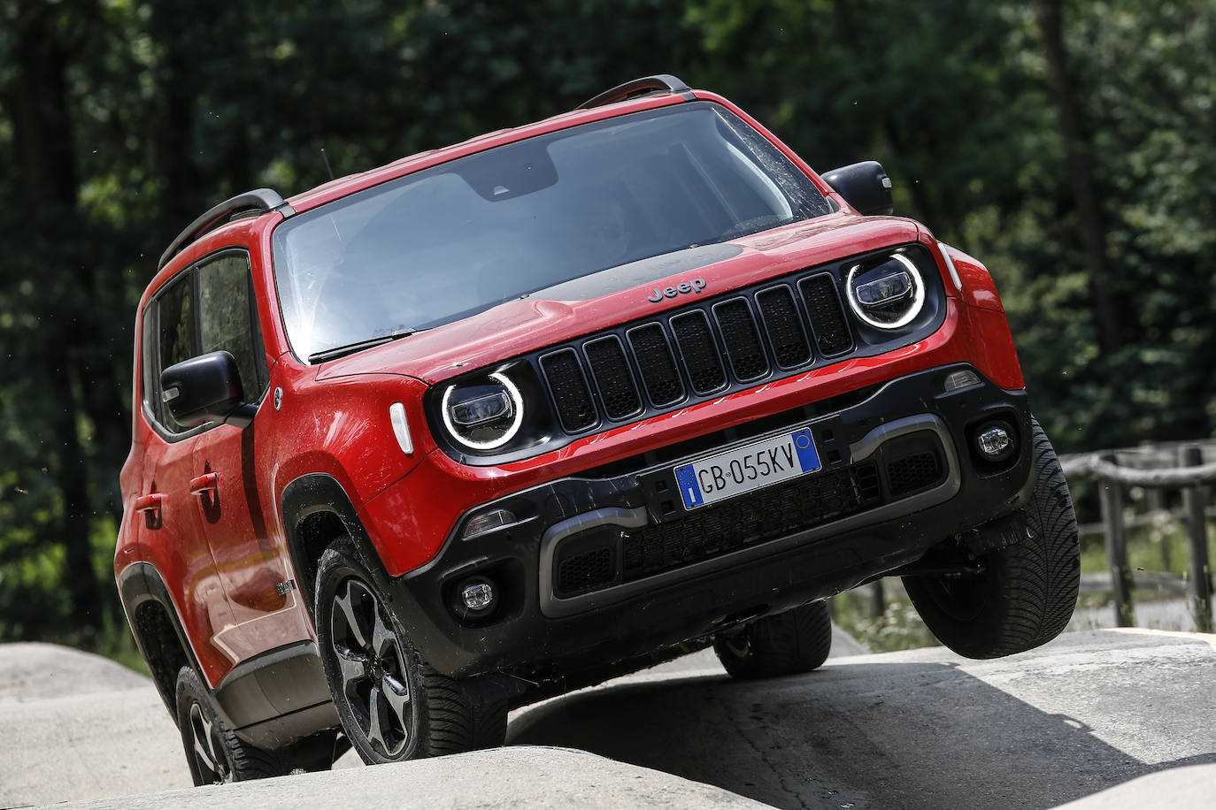 Fotos: Fotogalería: Jeep Compass 2020 y Renegade 4Xe