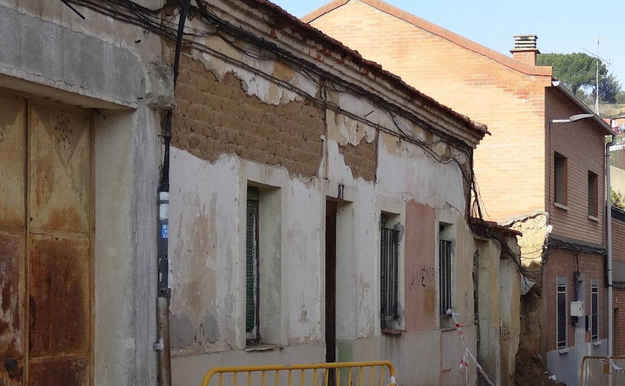 Imagen de archivo de una casa en mal estado de conservación. 