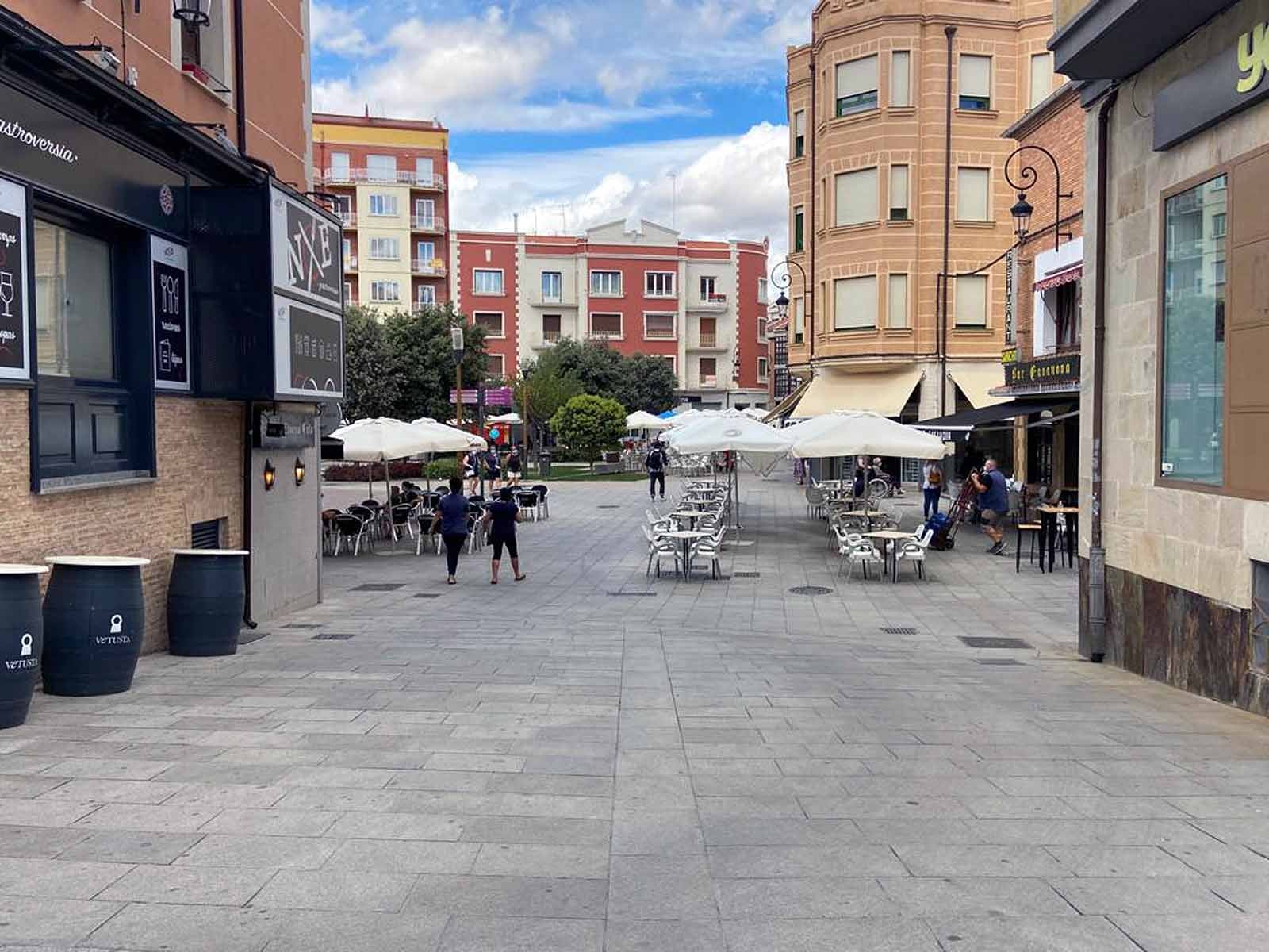 Fotos: Aranda de Duero retoma el pulso de la calle