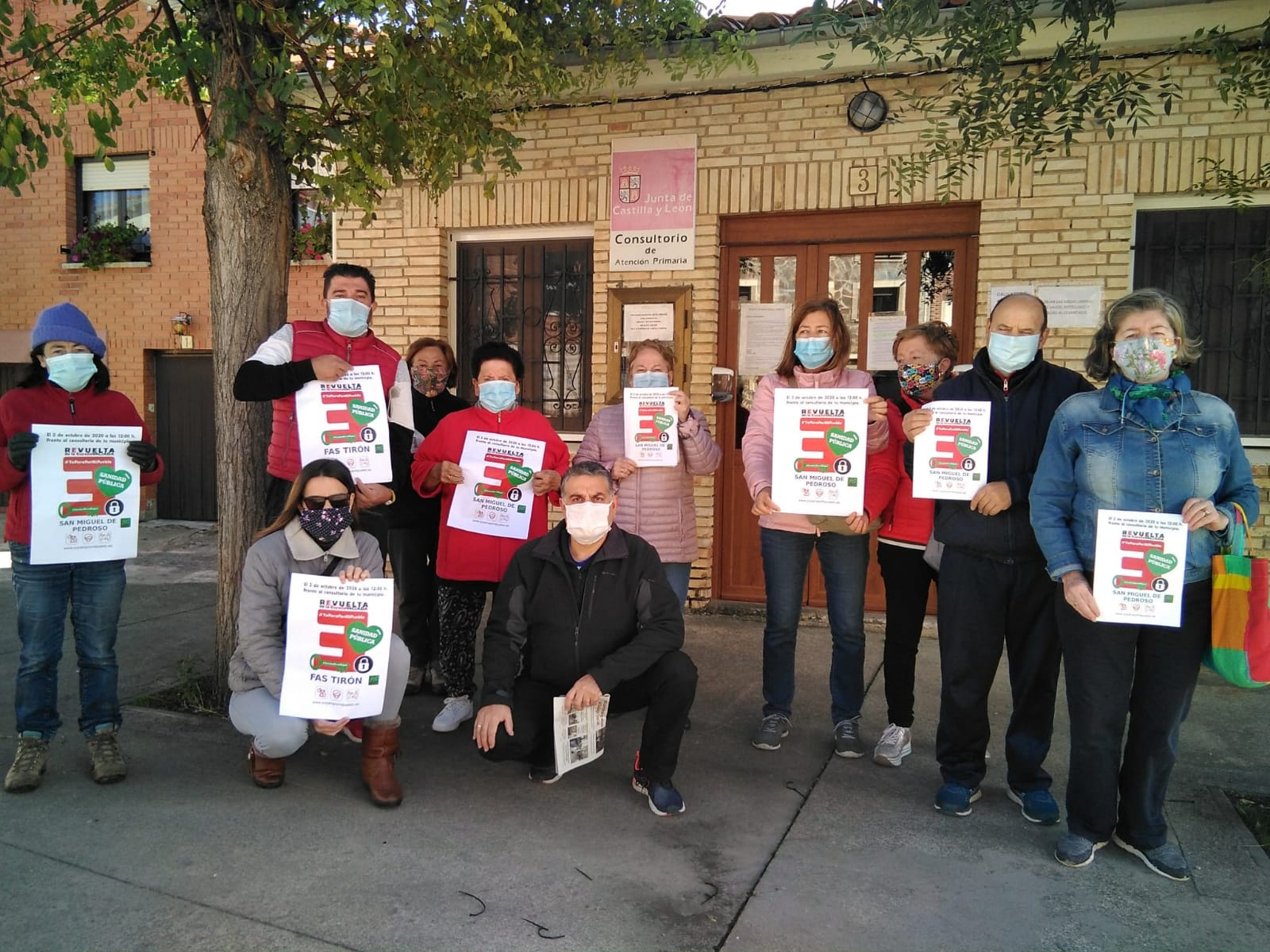 Fotos: Los pueblos burgaleses responden a la concentración nacional en defensa de la sanidad rural