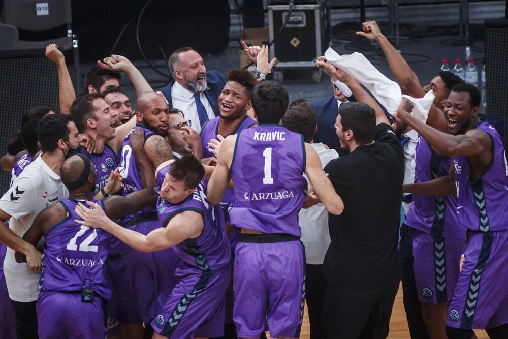 Campeones de la Basketball Champions League.