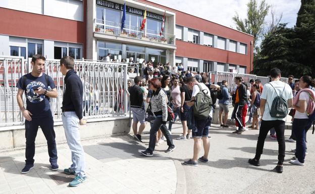 Educación abre el plazo para presentarse a las oposiciones para docentes para 2021