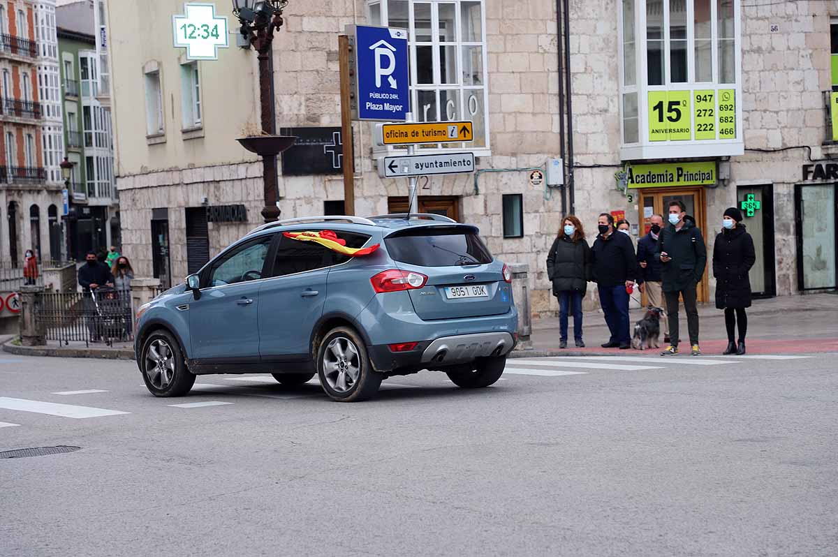 Fotos: Imágenes de la caravana de Vox en Burgos