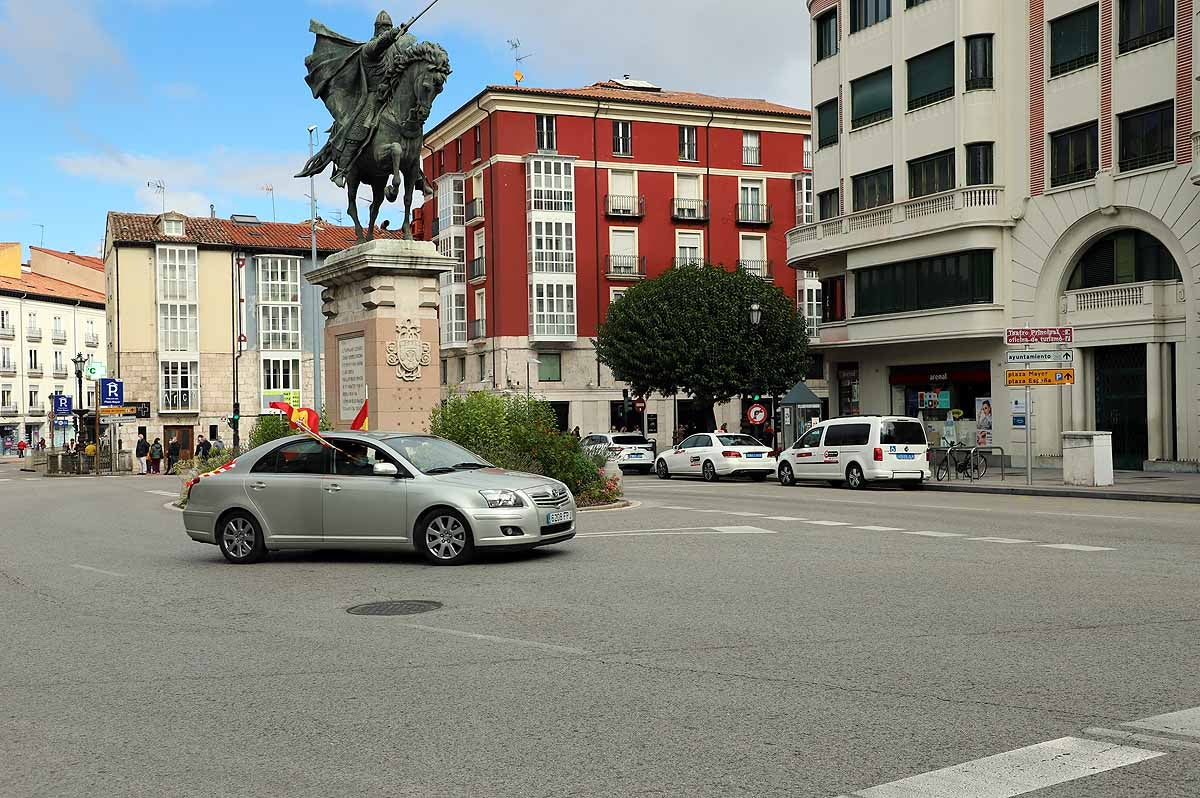 Fotos: Imágenes de la caravana de Vox en Burgos