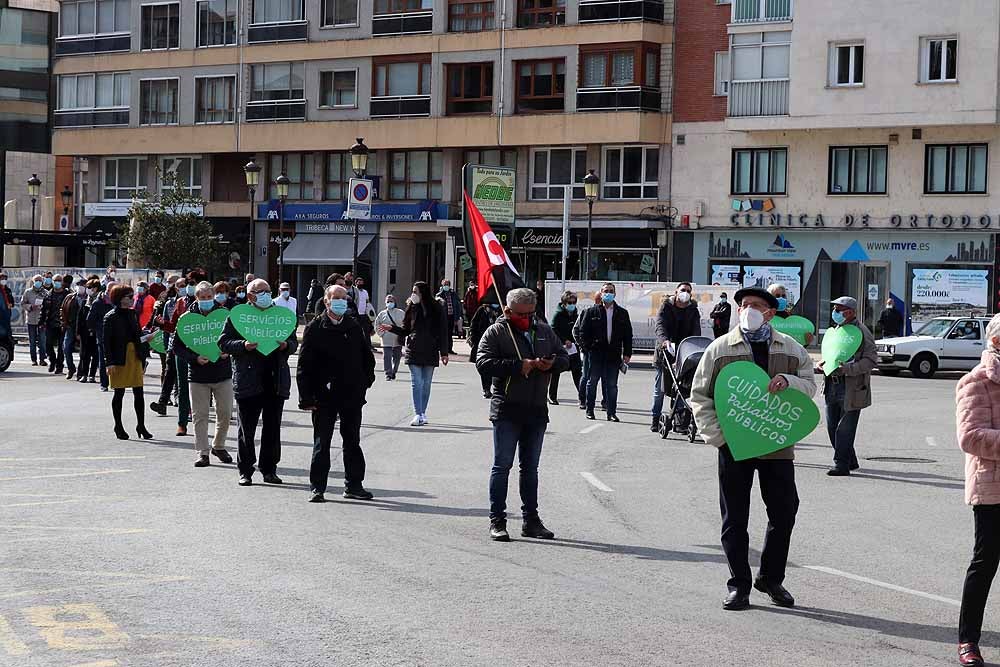 Manifestación contra la privatización de la sanidad en Burgos.