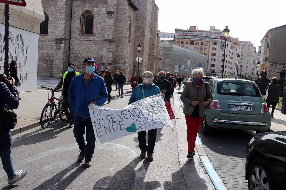 Manifestación contra la privatización de la sanidad en Burgos.