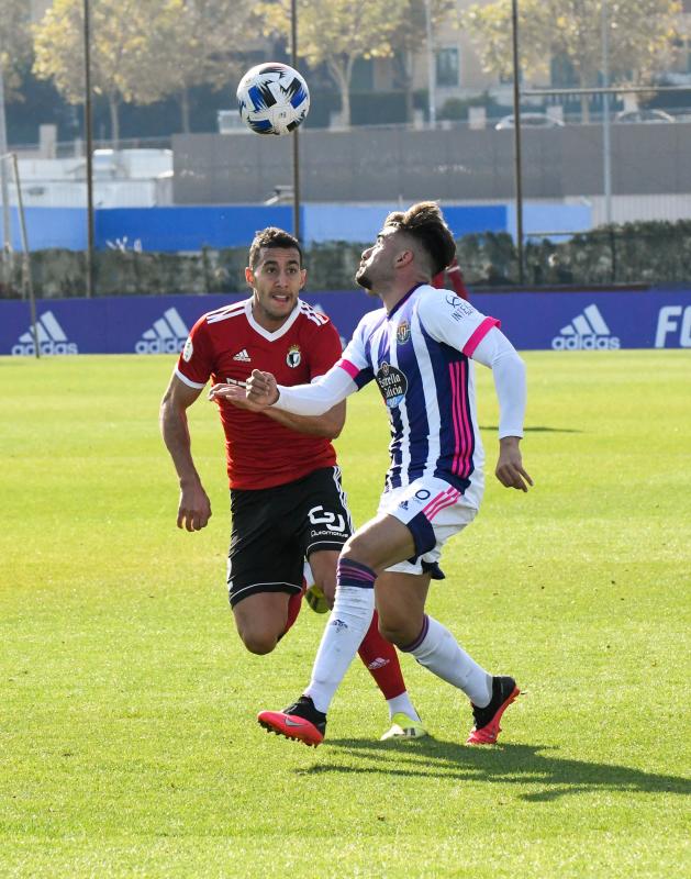 Fotos: El Real Valladolid B - Burgos CF, en imágenes