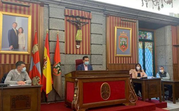 El Gobierno de PSOE-Cs de Burgos asume sus nuevas responsabilidades municipales