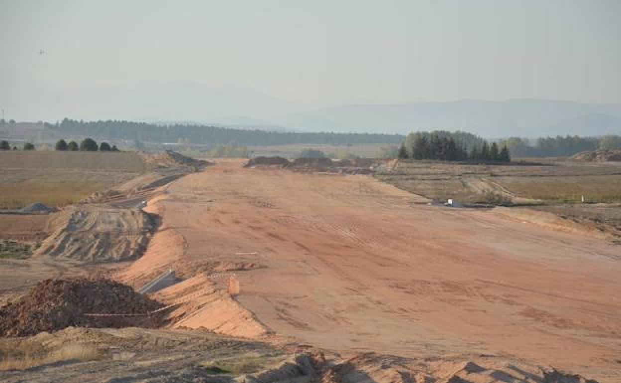 Las obras de la A-73 acumulan buena parte de las perspectivas inversoras en Burgos. 