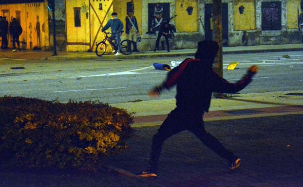 En libertad los dos jóvenes detenidos en Gamonal por atentado a agentes de la autoridad