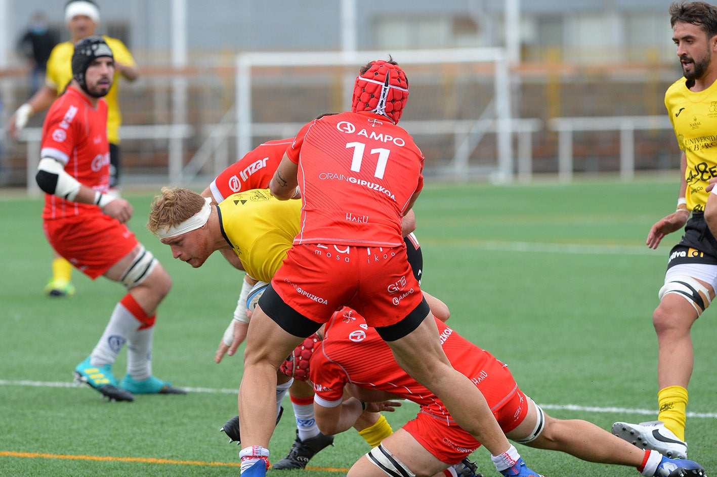 Fotos: El Ubu Bajo Cero consigue la primera victoria frente al Ampo Ordizia