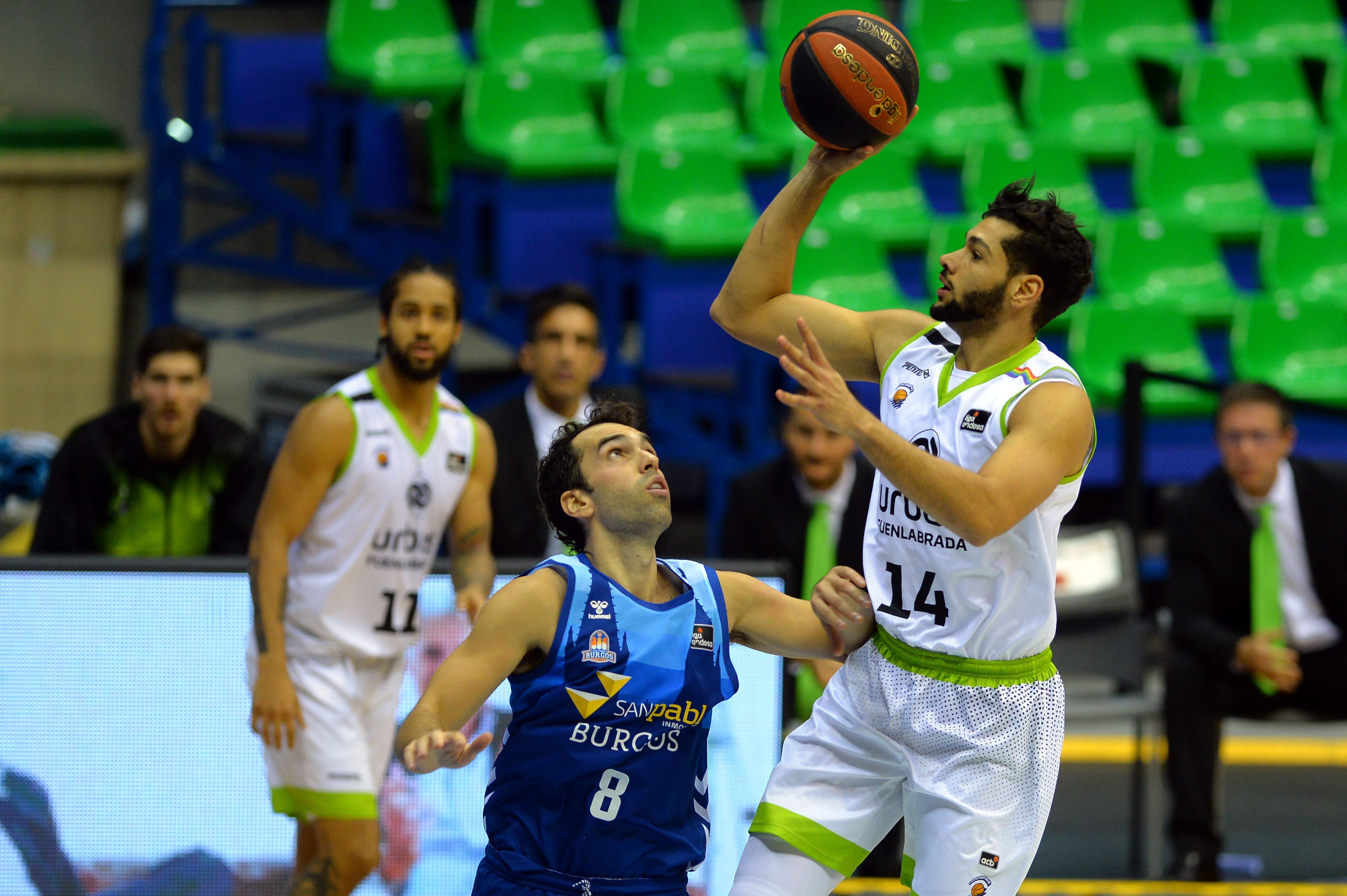 Fotos: El Hereda San Pablo cae ante Fuenlabrada en un partido plagado de bajas