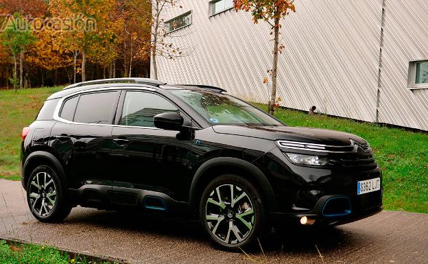 El Citroën C5 Aircross híbrido enchufable sobresale por su confort de viaje.