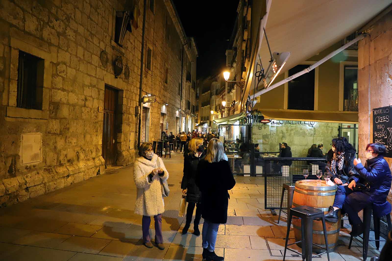 Fotos: La hostelería burgalesa echa la persiana durante al menos dos semanas