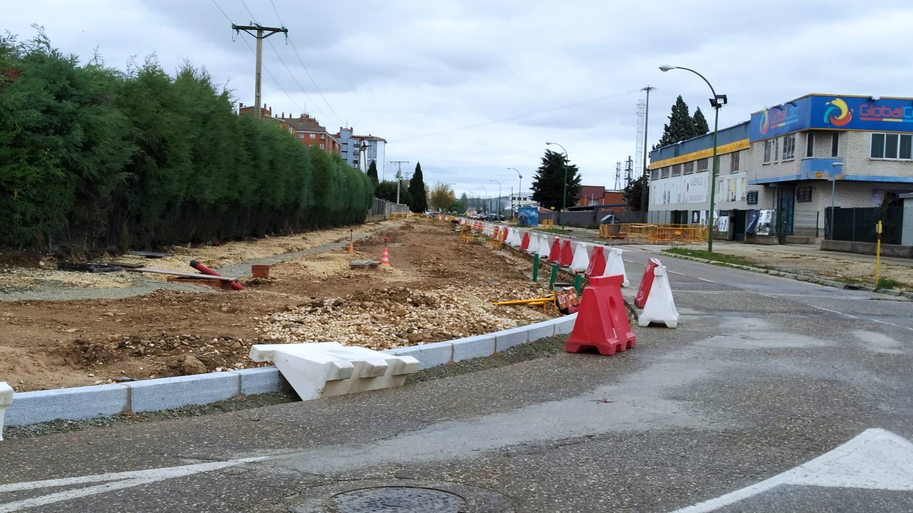 Ya han comenzado las obras en Padre Arregui. 