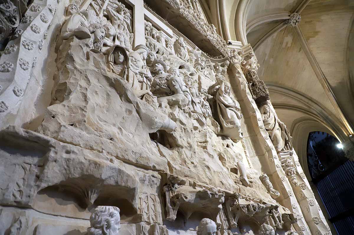 Fotos: Los relieves de Felipe Vigarny lucen renovados en la Catedral de Burgos