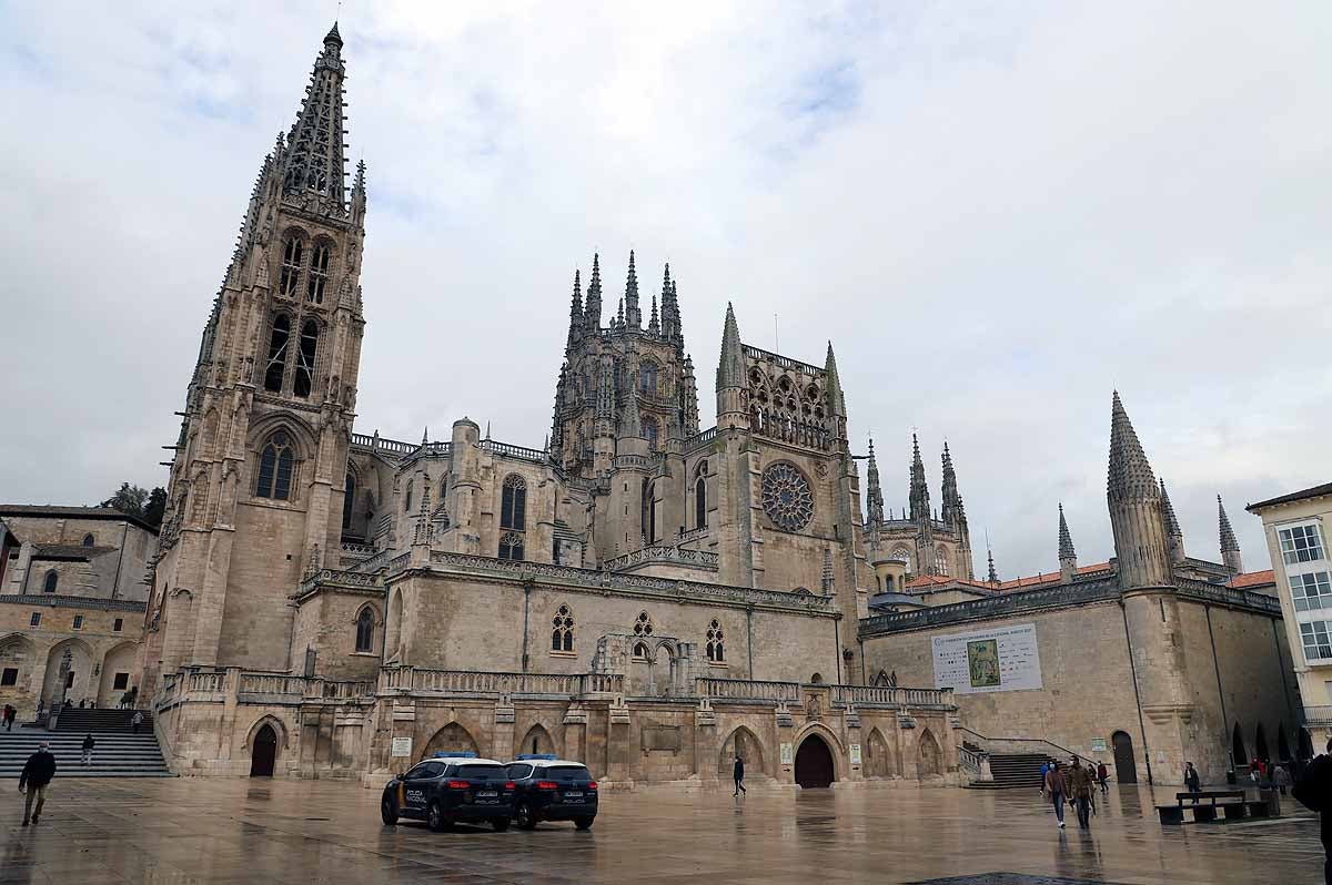 Fotos: Las compras y los paseos de mañana llegan las calles de Burgos un sábado sin hostelería