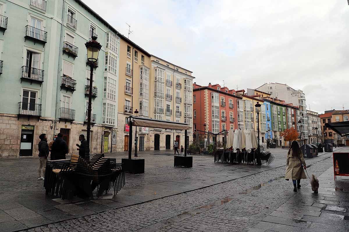 Fotos: Las compras y los paseos de mañana llegan las calles de Burgos un sábado sin hostelería