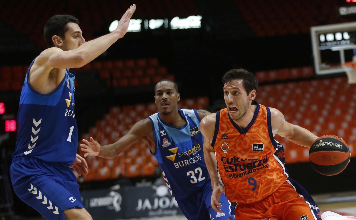 Imagen del encuentro entre el Hereda San Pablo Burgos y el Valencia Basket jugado el pasado domingo. 