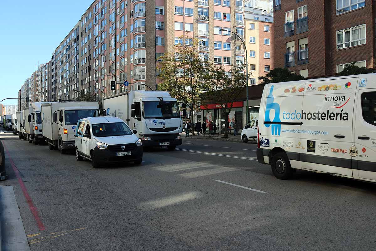 Fotos: La hostelería muestra su indignación por las calles de Burgos