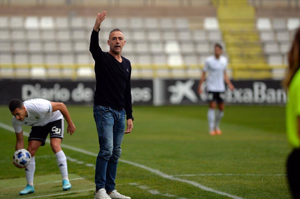 Los burgaleses perdieron 0-2 ante los asturianos.