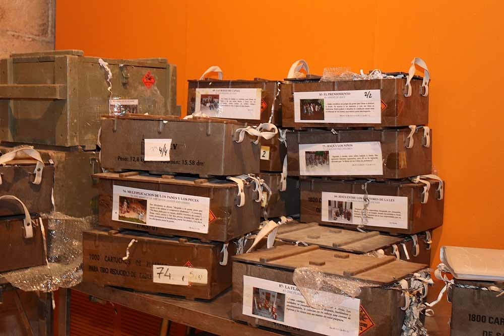 Fotos: El Belén de la Catedral de Burgos se prepara para una edición en reducido por la covid-19