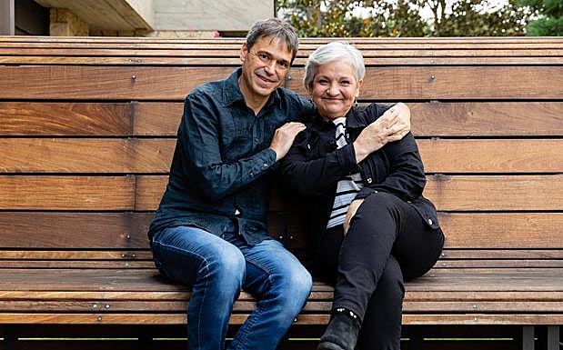 Chomi Delgado y Daniela.