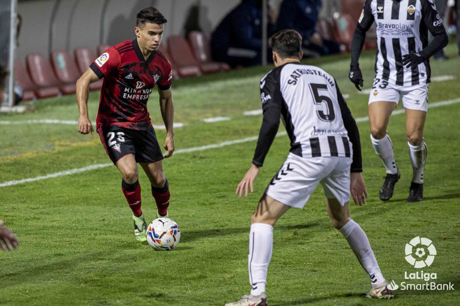 Fotos: Empate entre el Mirandés y el Castellón