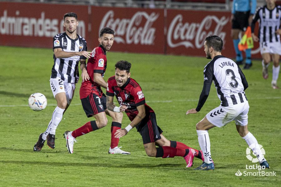 Fotos: Empate entre el Mirandés y el Castellón