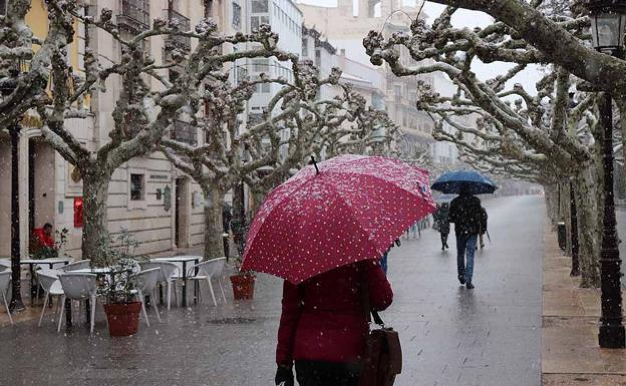 El tiempo en Burgos: Nieve, lluvia y bajada de temperaturas para el puente de la Constitución