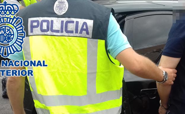 Detenido un varón de 75 años sobre el que pesaba una orden europea por tráfico de drogas