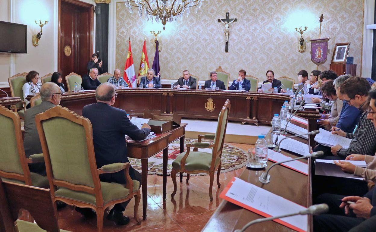 Imagen de archivo de un pleno ordinario de la Diputación, celebrado mensualmente. 
