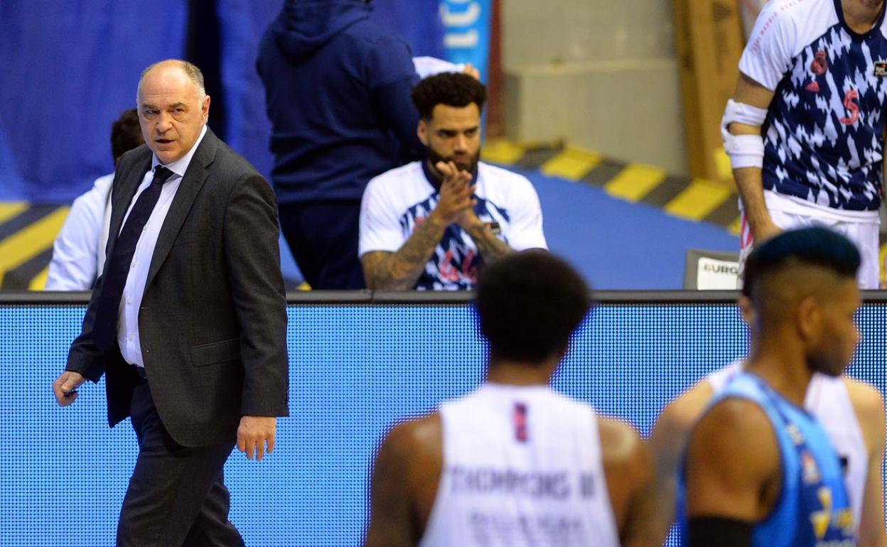 Pablo Laso, en banquillo del Real Madrid.