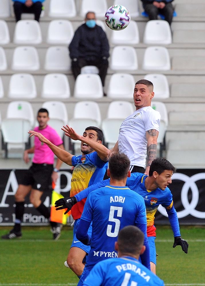 Fotos: El Burgos CF se apunta a la Copa