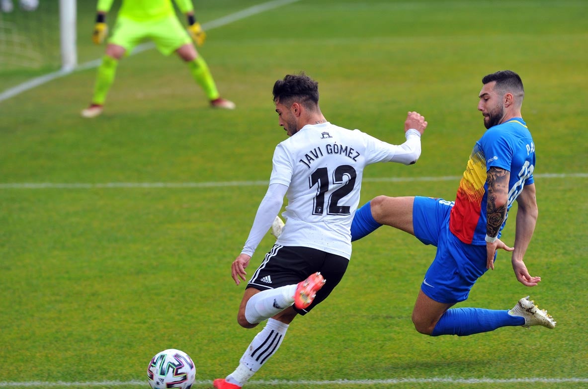 Fotos: El Burgos CF se apunta a la Copa