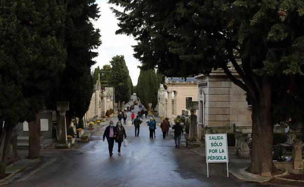 Un millar de muertes asociadas a la covid-19 en Burgos, de las que solo se libran Sedano y Treviño