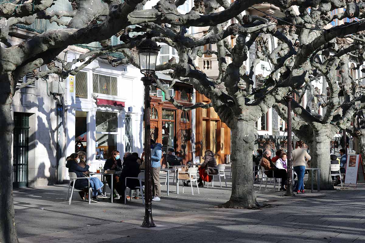 Fotos: Compras de última hora y vermús se hacen con el centro de Burgos