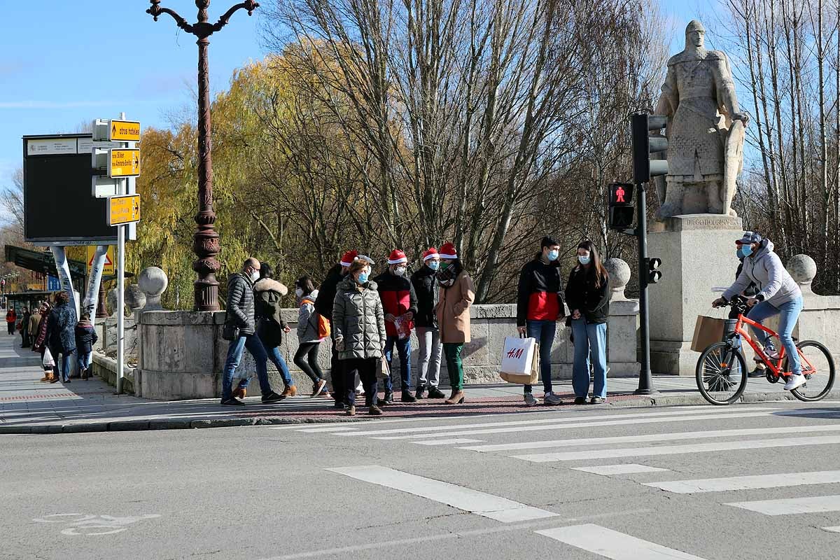 Fotos: Compras de última hora y vermús se hacen con el centro de Burgos