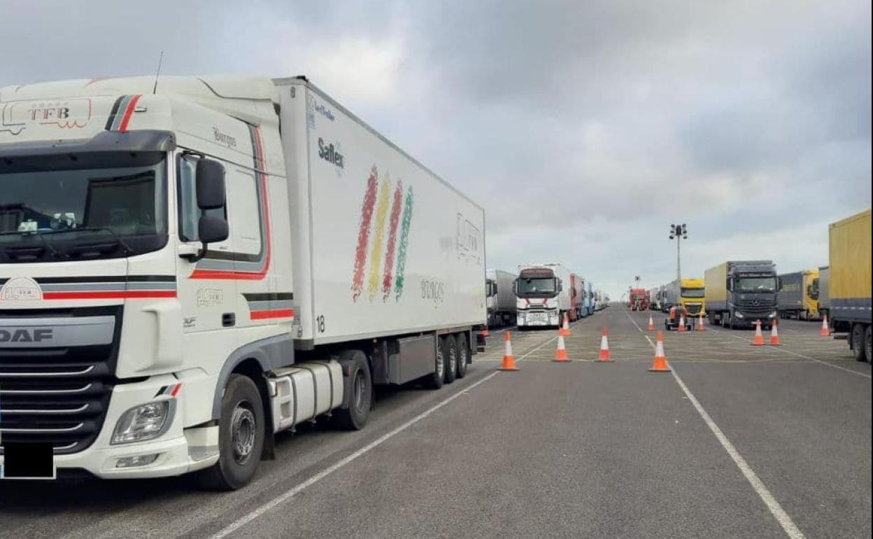 Camión burgalés atrapado en Reino Unido. 