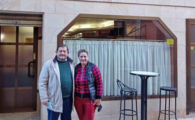 Repoblación en positivo: de Madrid a Belorado para reabrir un bar tras tres años cerrado