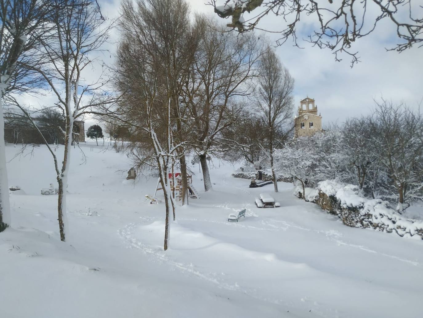 Fotos: La primera nevada del año en la provincia