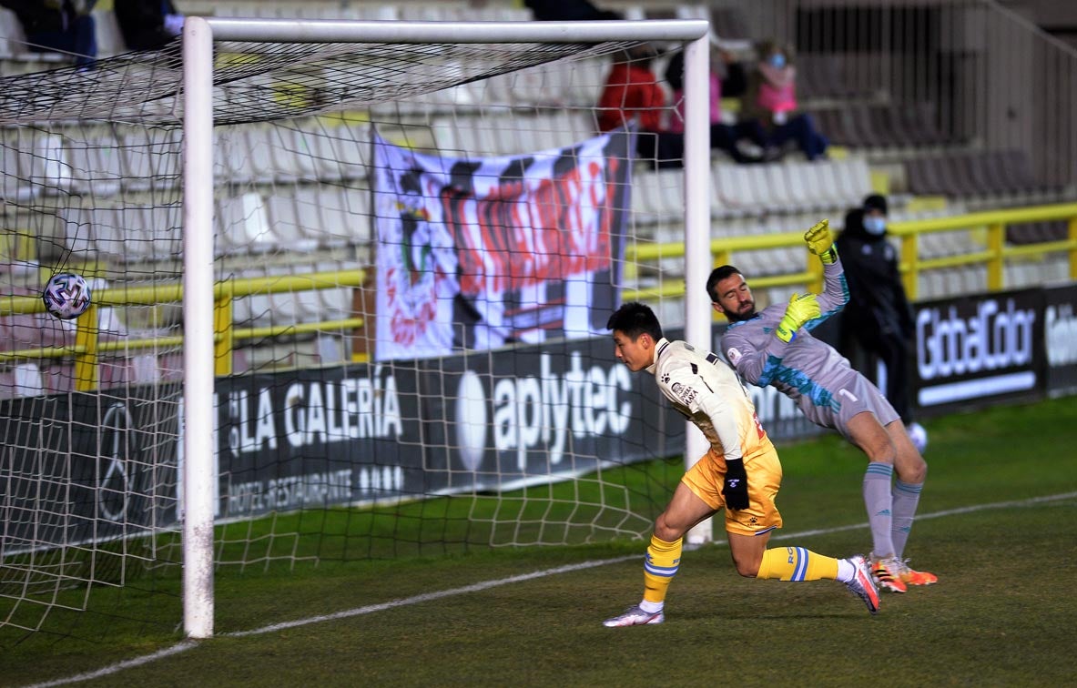 Fotos: El Burgos CF cae eliminado de la Copa del Rey